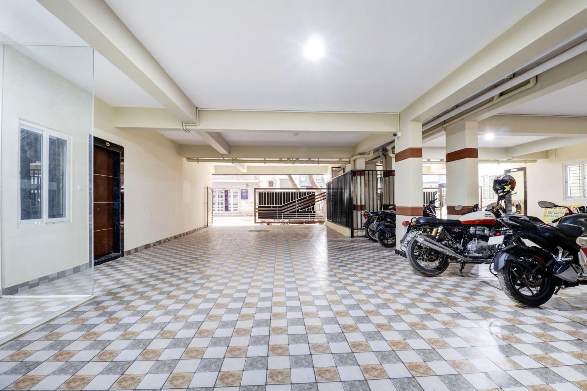 Super Hotel O Sri Harshitha Grand Near Zudio - Star Bazaar, Kundalhalli Gate Bangalore Extérieur photo