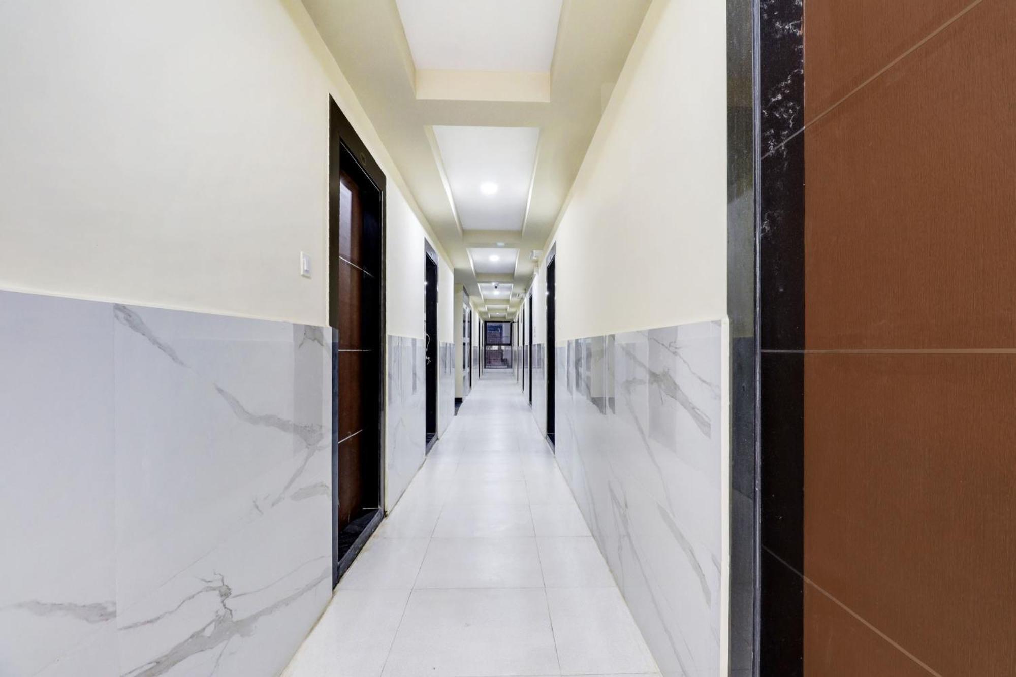 Super Hotel O Sri Harshitha Grand Near Zudio - Star Bazaar, Kundalhalli Gate Bangalore Extérieur photo
